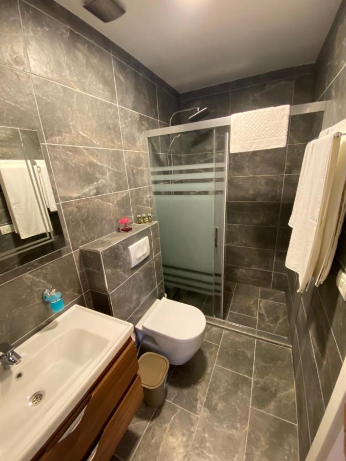 Hotel Kolonja'S Дебар Экстерьер фото