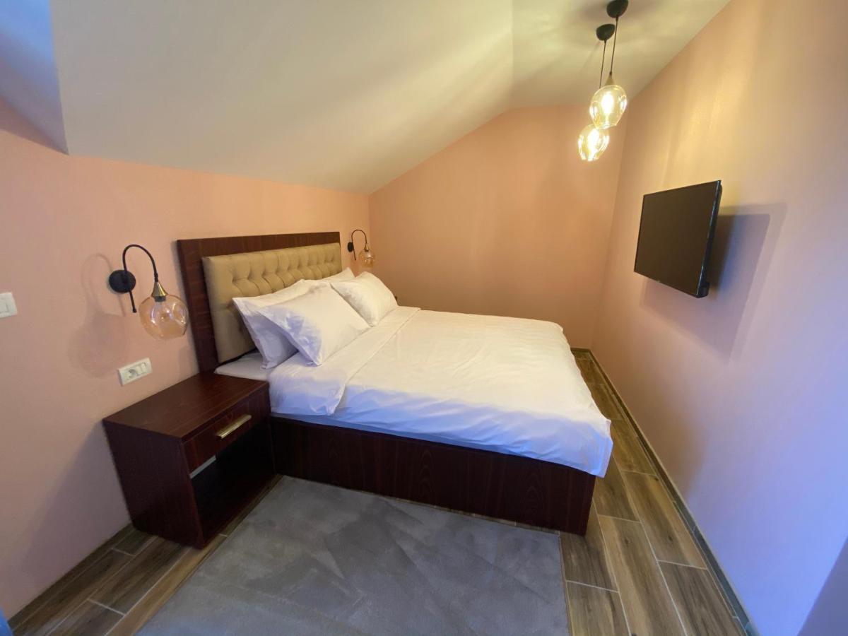 Hotel Kolonja'S Дебар Экстерьер фото