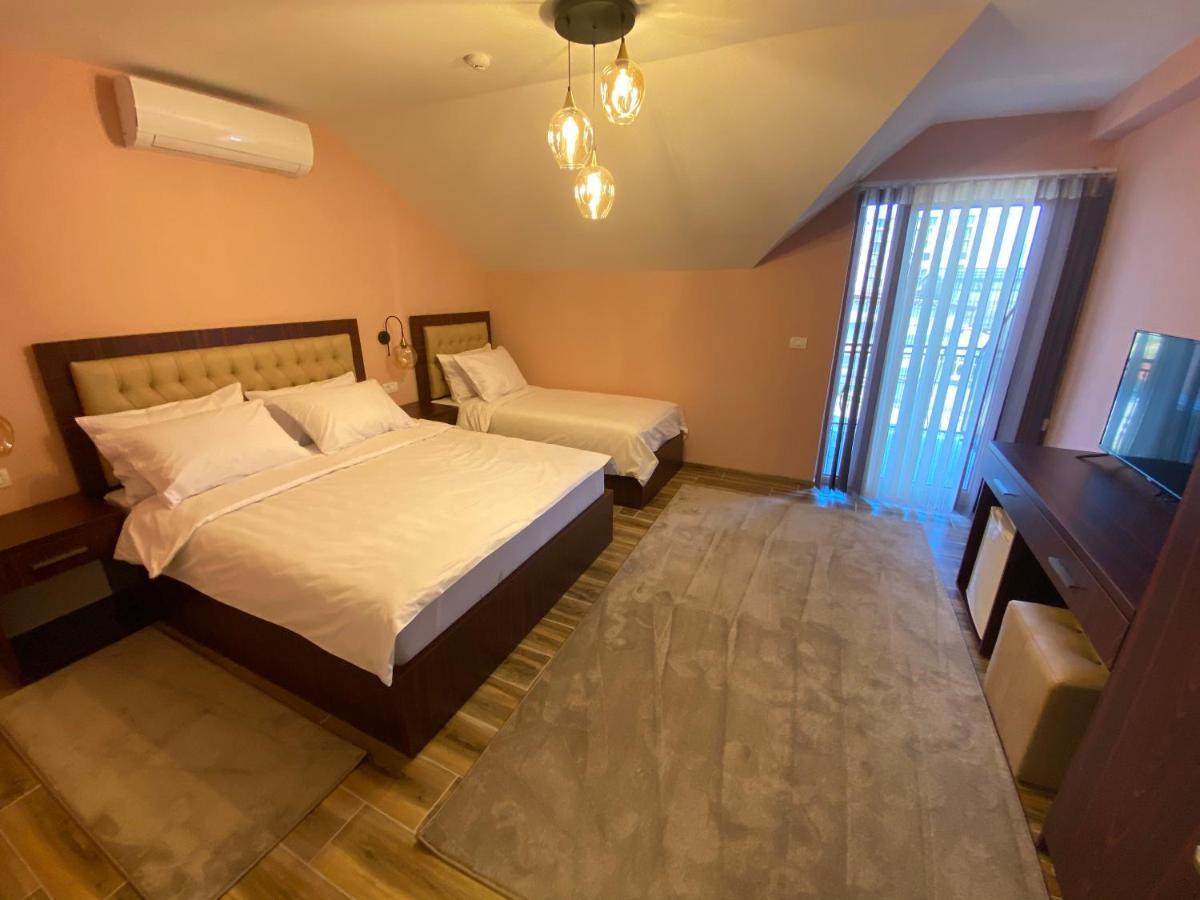 Hotel Kolonja'S Дебар Экстерьер фото