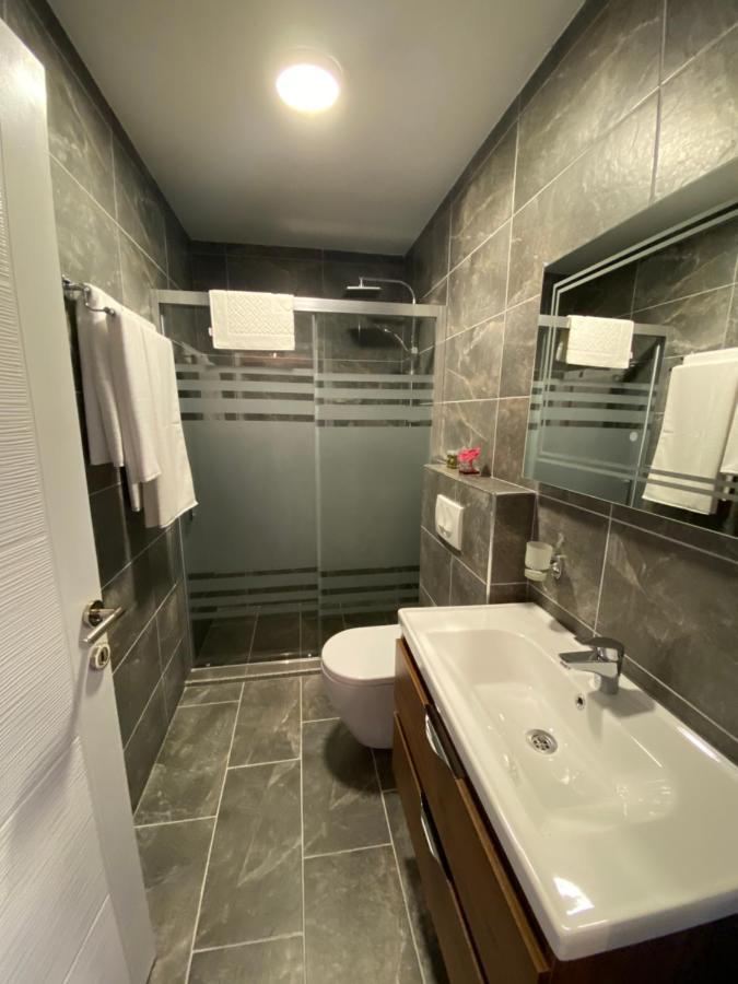 Hotel Kolonja'S Дебар Экстерьер фото